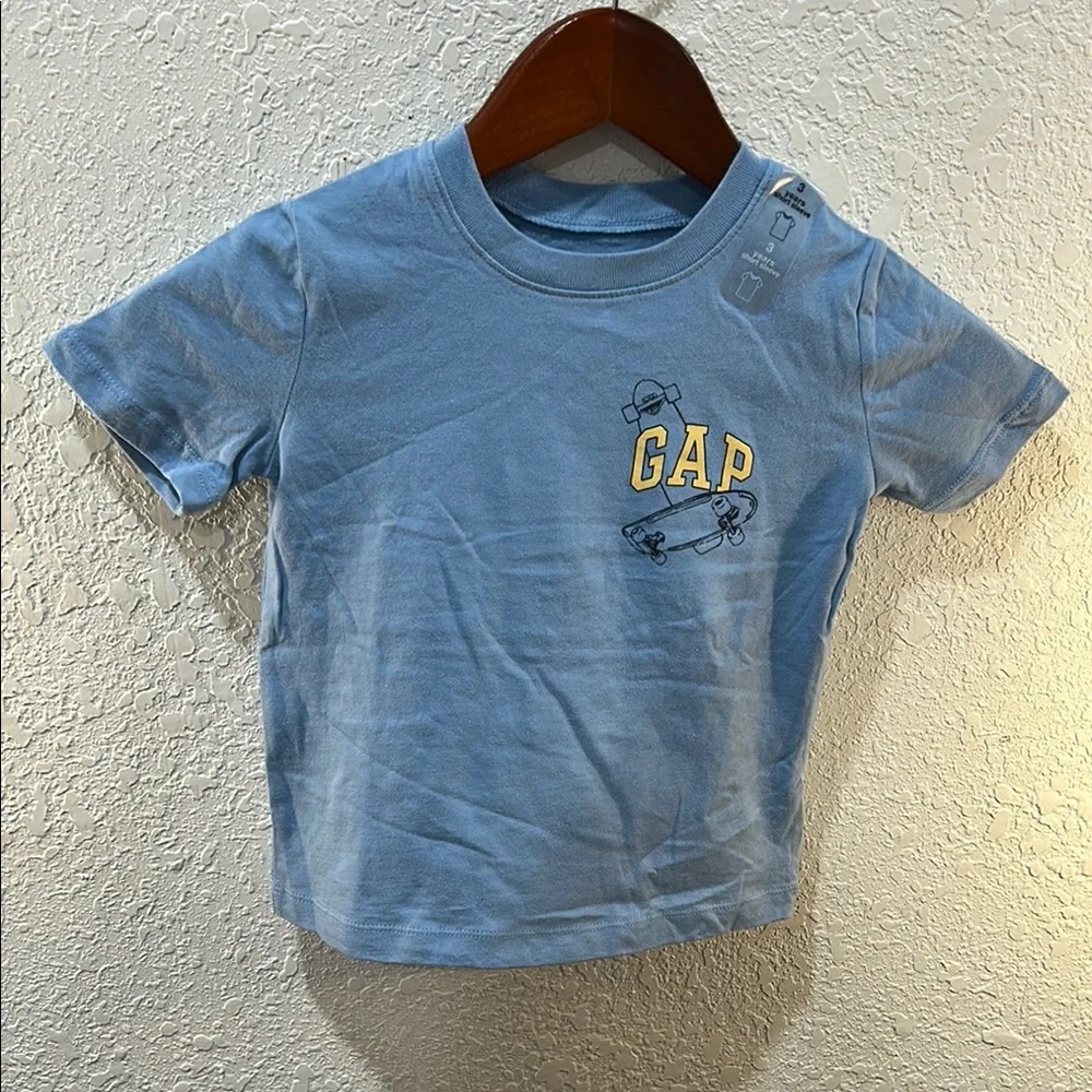 GAP Kids Blue Graphic T-Shirt size Available 3&4 NWT